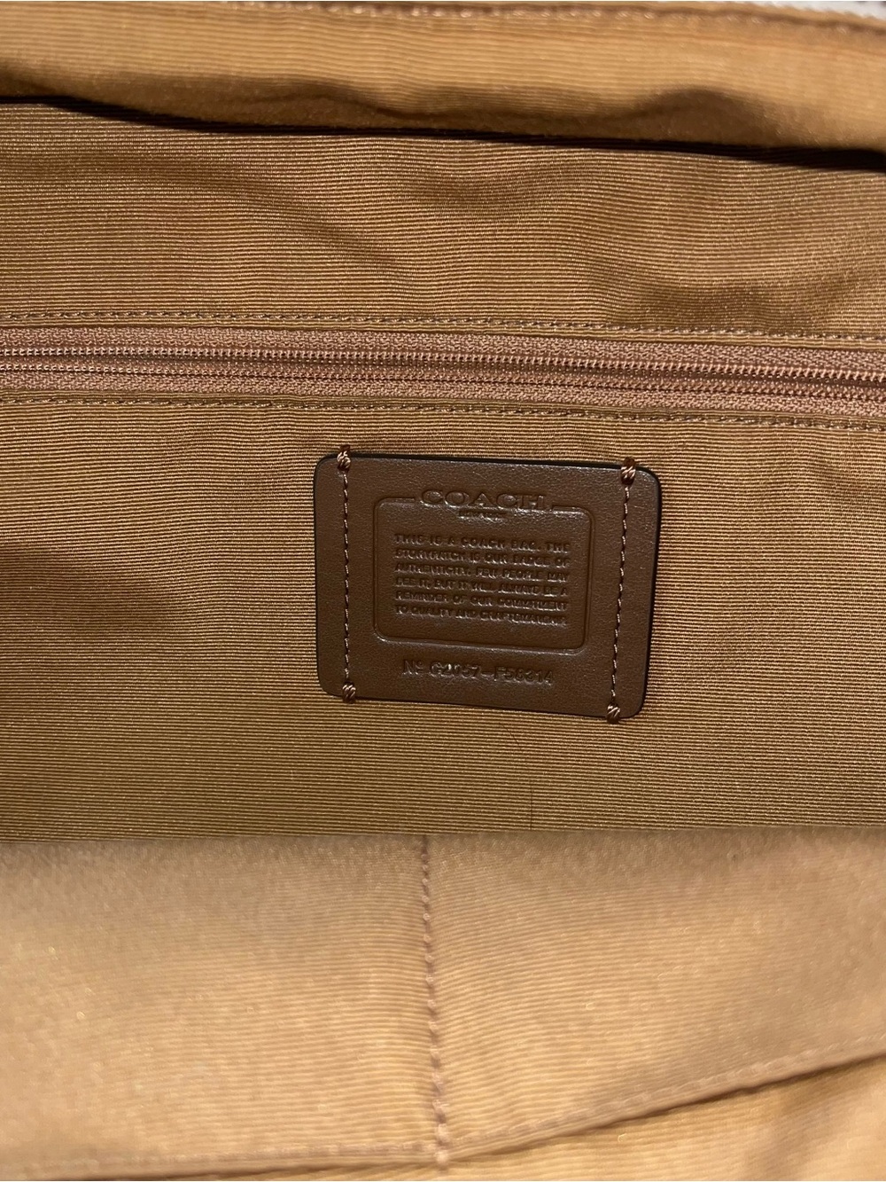 Authentic coach backpack - Picture 2 of 4